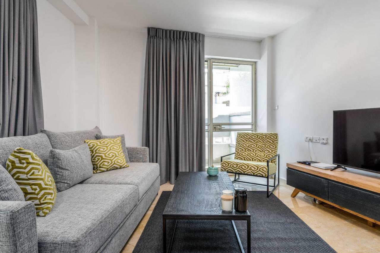Dizengoff Square Superb 1 Bedroom With Balcony 텔아비브 외부 사진